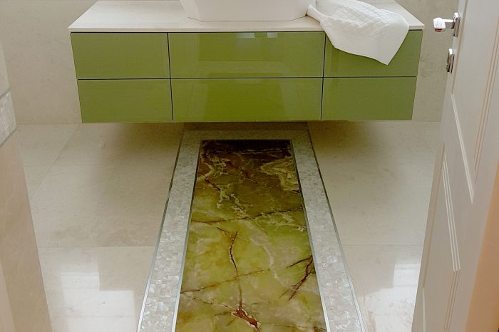 Green onyx and mother of pearl floor solution